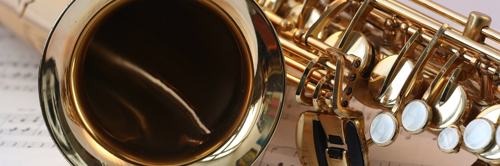 saxophone-546303.jpg
